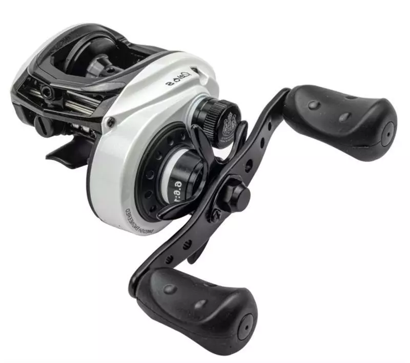 ABU GARCIA REVO 4 S BAITCAST REEL - Image 2