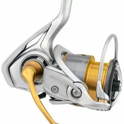DAIWA FREAMS LT 6000D-H SPIN REEL