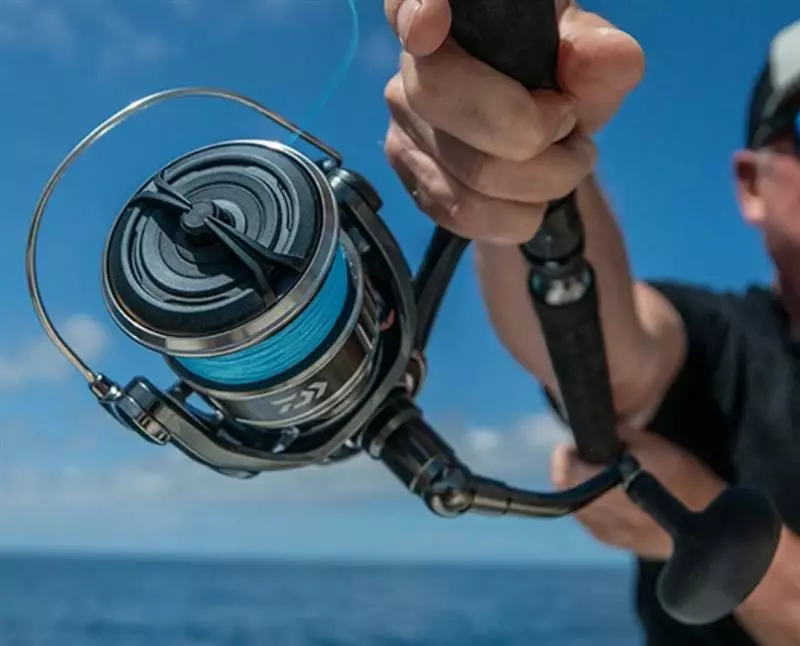 DAIWA BG MQ 20000 SPIN REEL - Image 3